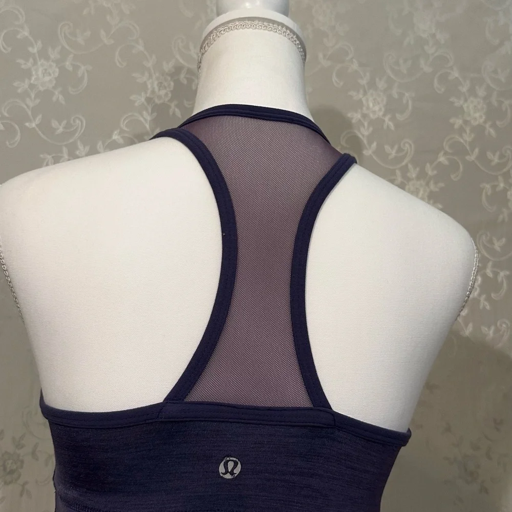 Lululemon Not So Deep V Neck Racerback Mesh Sports Bra Size 6/8 Purple